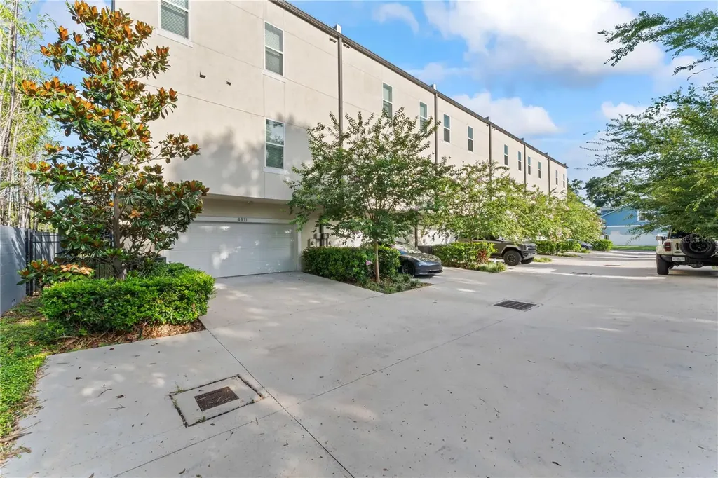 4911 N Nebraska Avenue Tampa FL 33603