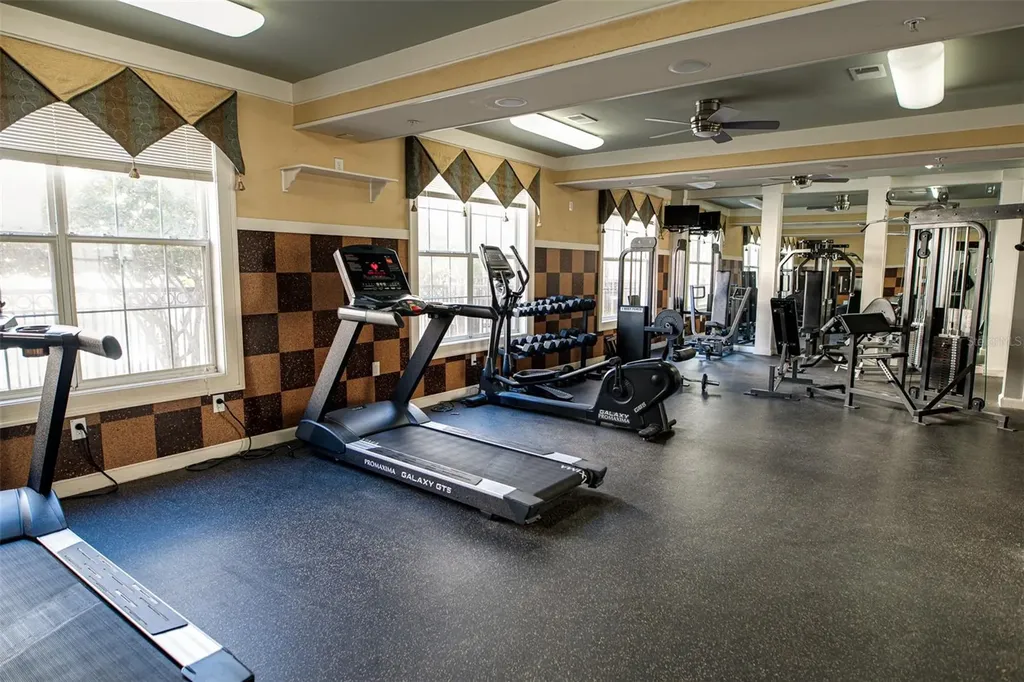 4221 W Spruce Street Tampa FL 33607