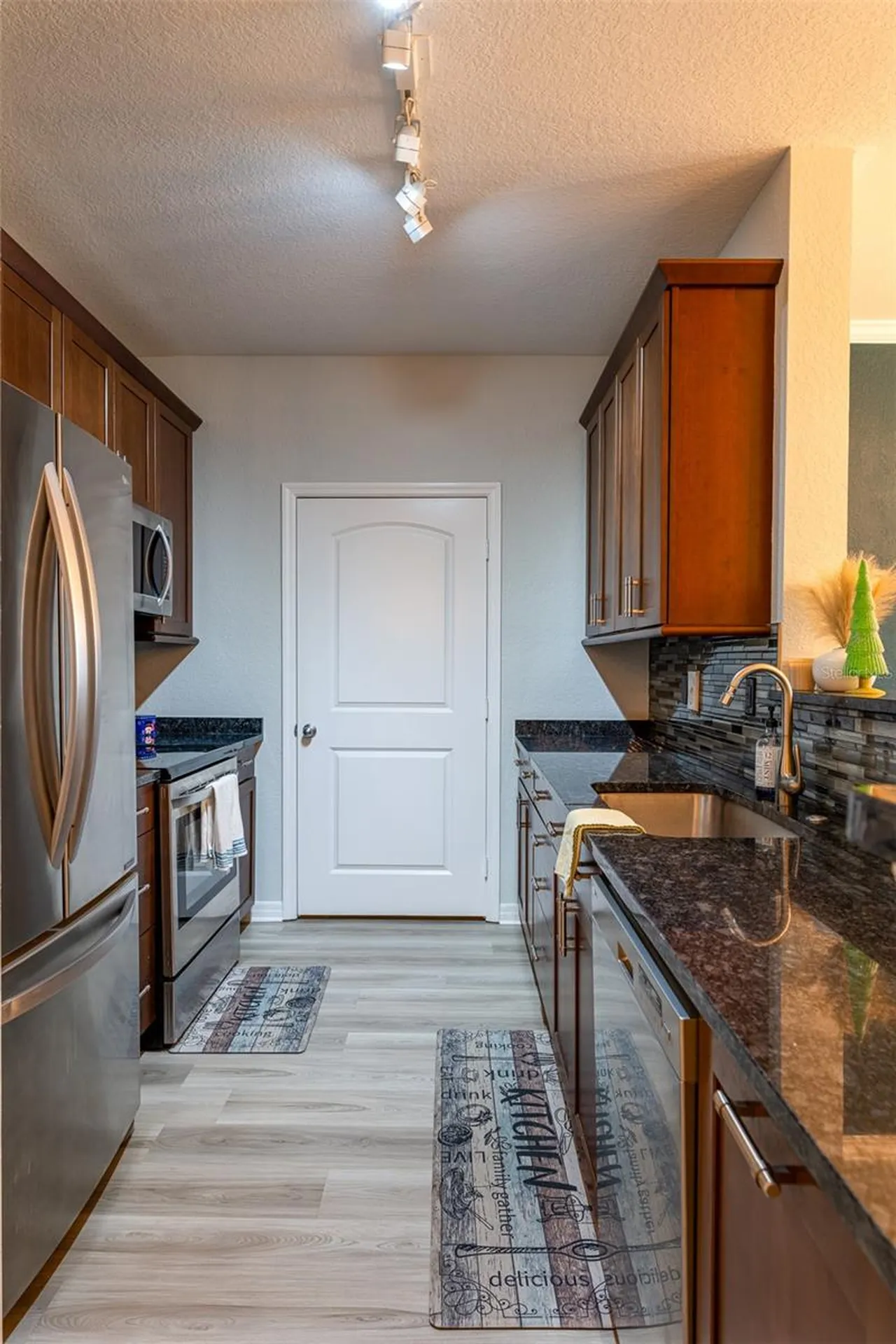 4221 W Spruce Street Tampa FL 33607