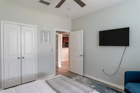 4221 W Spruce Street Tampa FL 33607