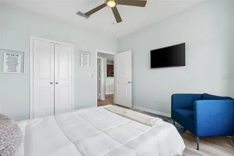 4221 W Spruce Street Tampa FL 33607