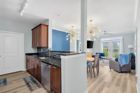 4221 W Spruce Street Tampa FL 33607