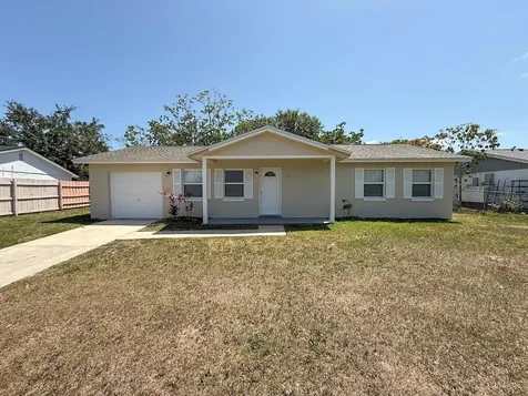 196 Larkspur Court Kissimmee FL 34743