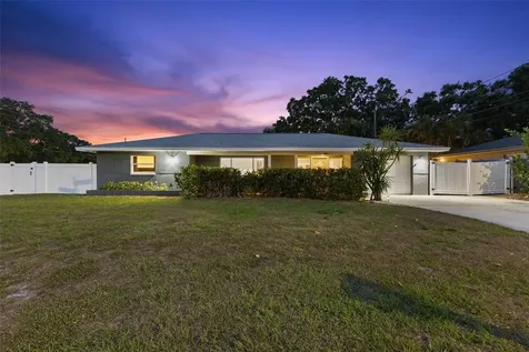 895 Joan Street Dunedin FL 34698