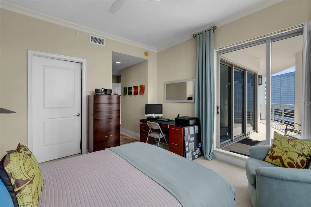 449 S 12th Street Tampa FL 33602