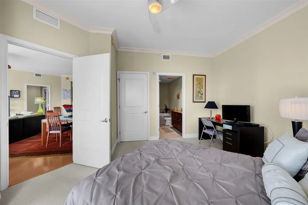 449 S 12th Street Tampa FL 33602