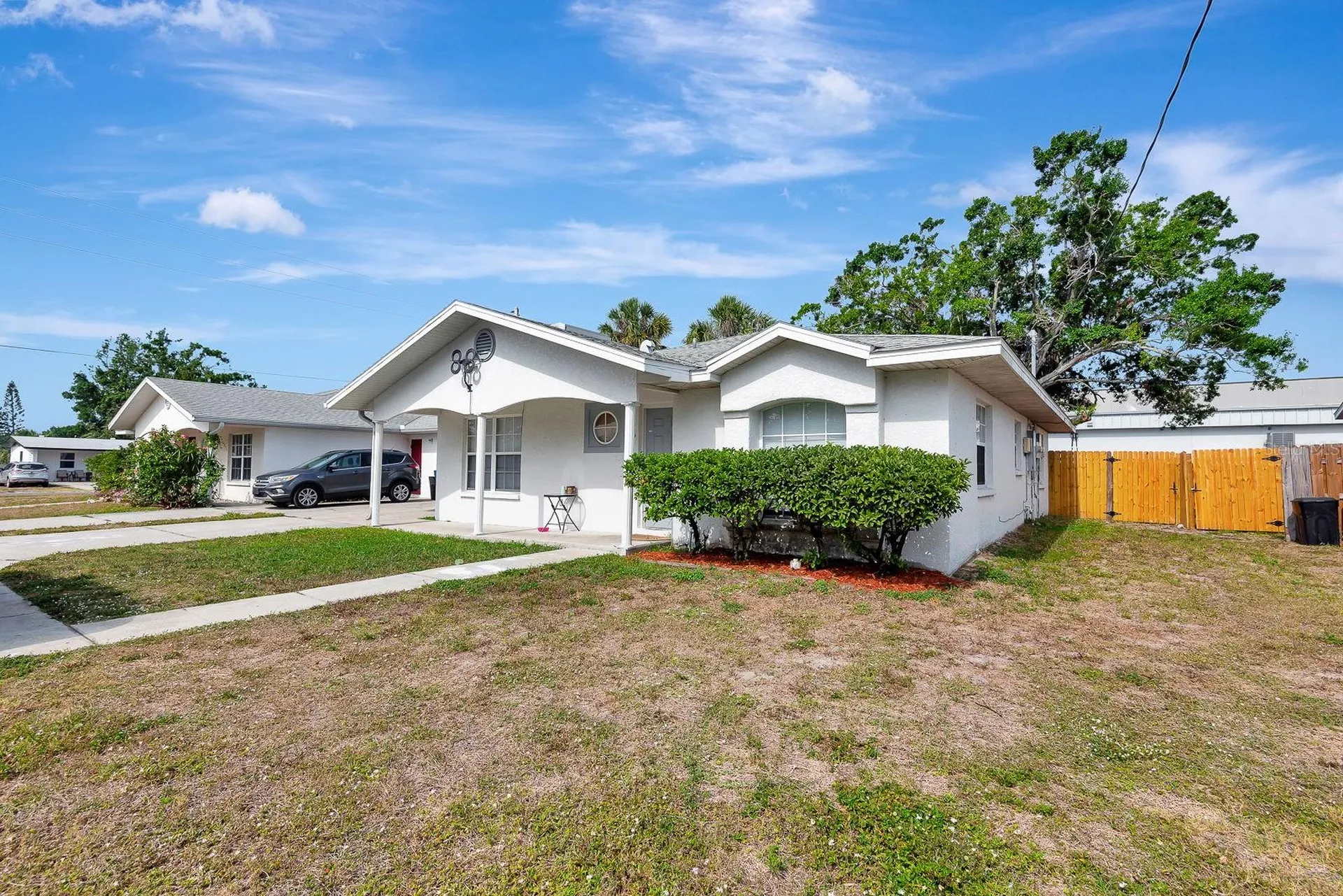 6528/ 6530 12th Street W Bradenton FL 34207