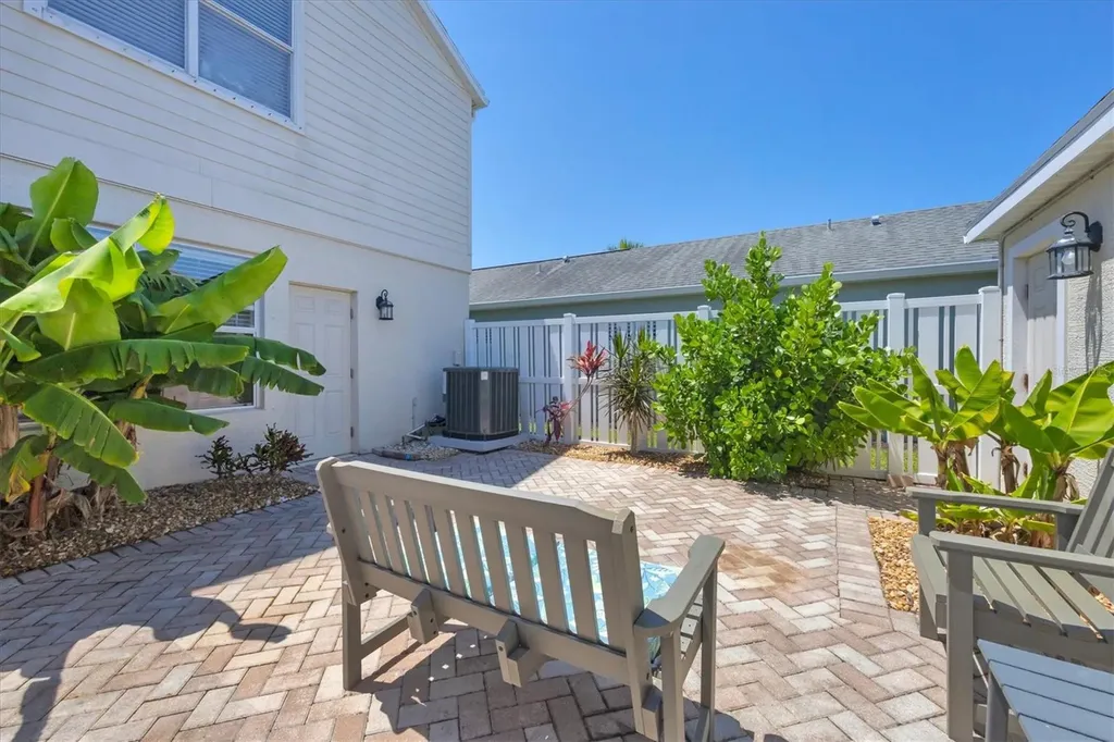 4811 Woodbrook Drive Sarasota FL 34243