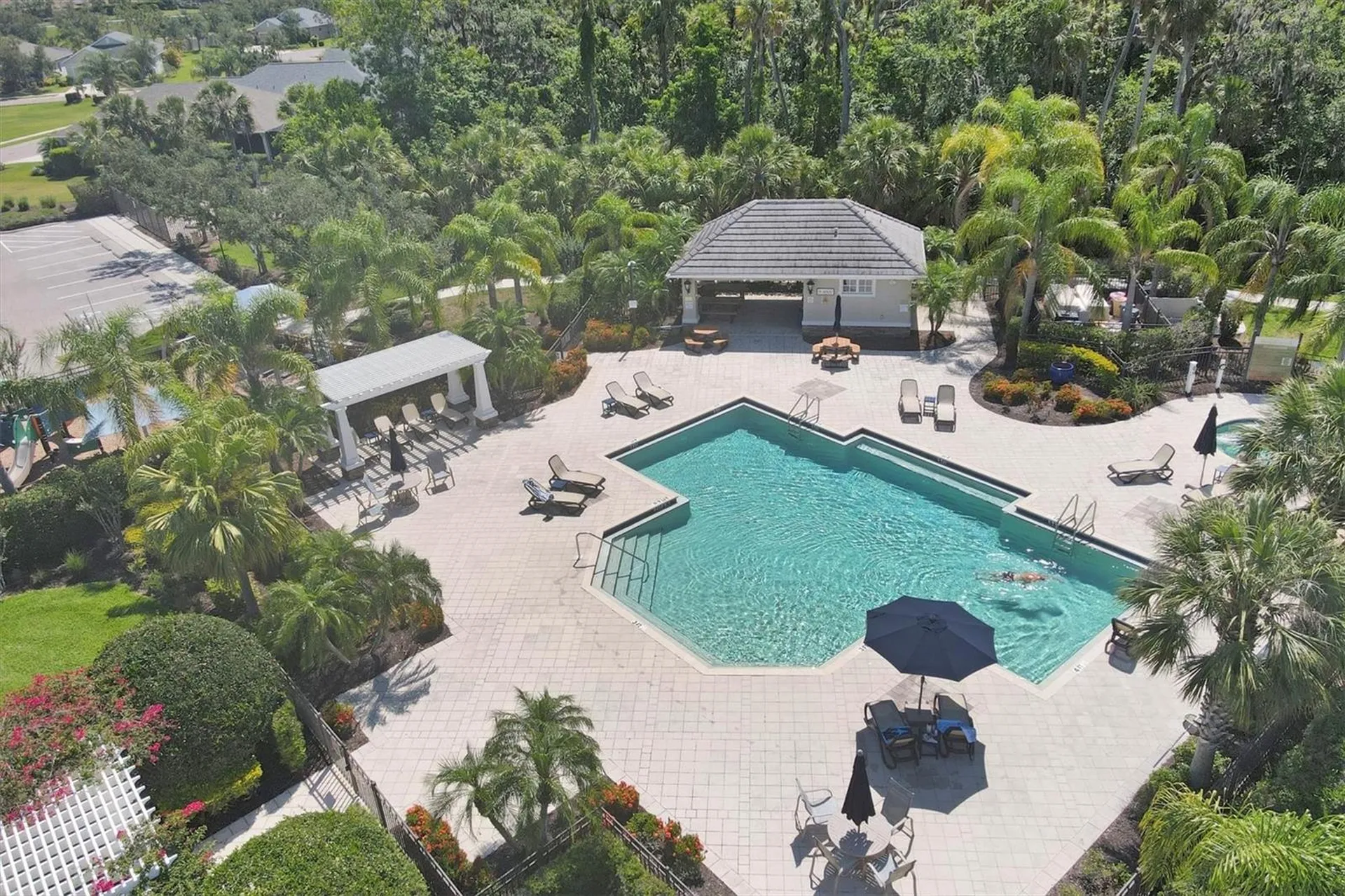 4811 Woodbrook Drive Sarasota FL 34243