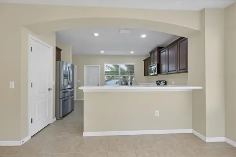 4811 Woodbrook Drive Sarasota FL 34243