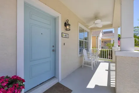 4811 Woodbrook Drive Sarasota FL 34243