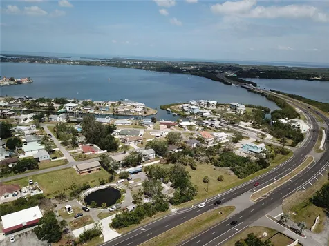 5405 Us Highway 19 Palmetto FL 34221