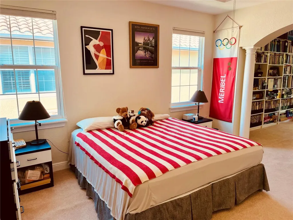 184 Banyan Bay Drive St Petersburg FL 33705