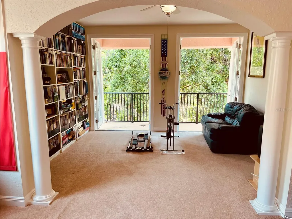 184 Banyan Bay Drive St Petersburg FL 33705