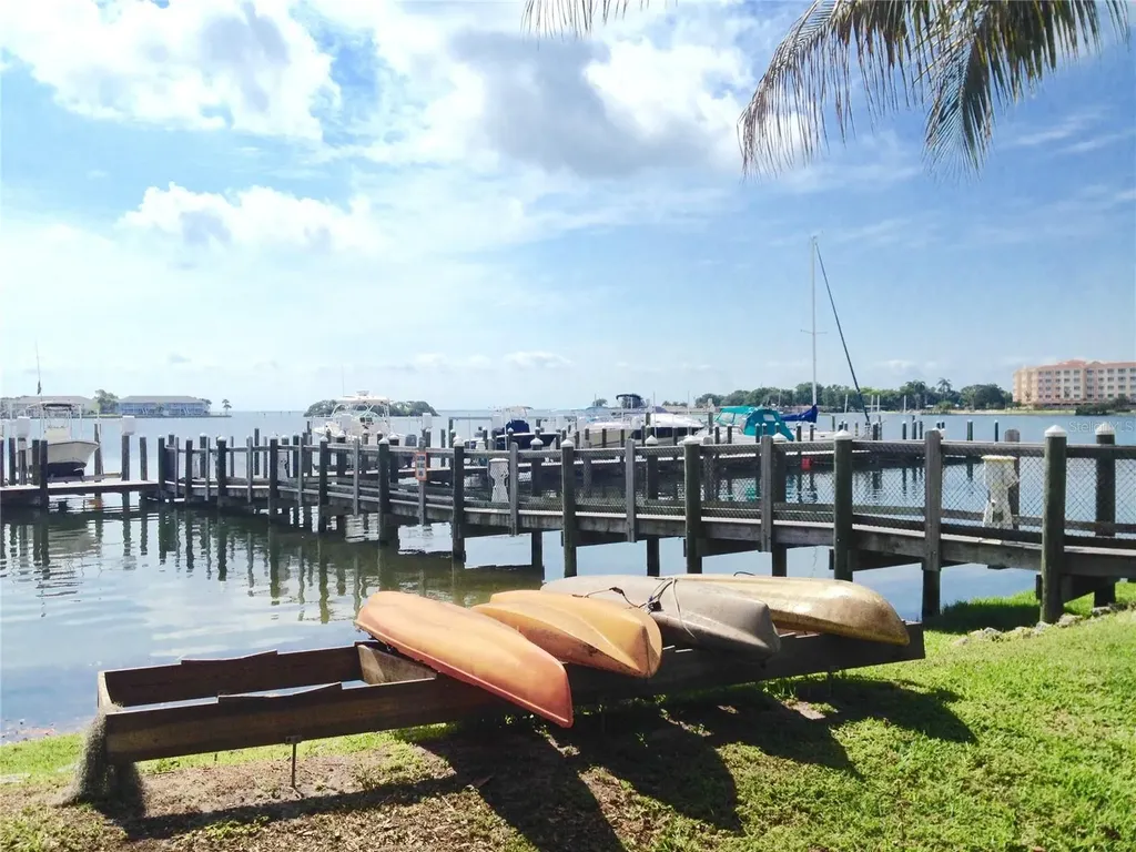 184 Banyan Bay Drive St Petersburg FL 33705