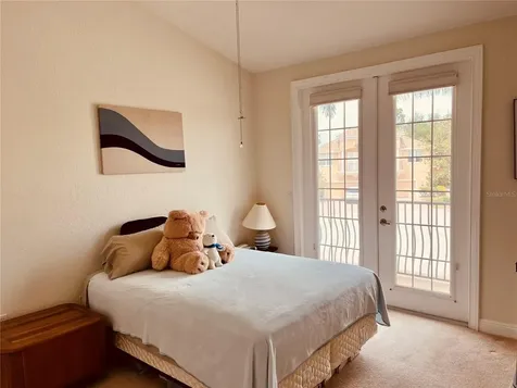 184 Banyan Bay Drive St Petersburg FL 33705