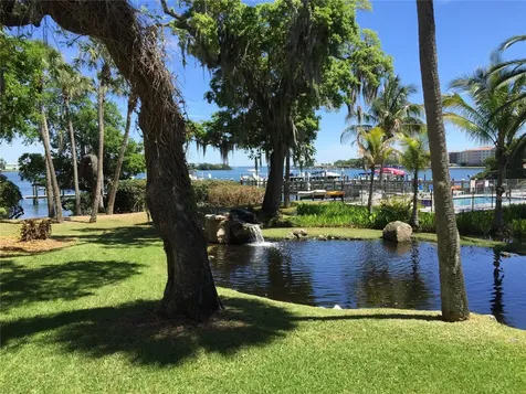 184 Banyan Bay Drive St Petersburg FL 33705