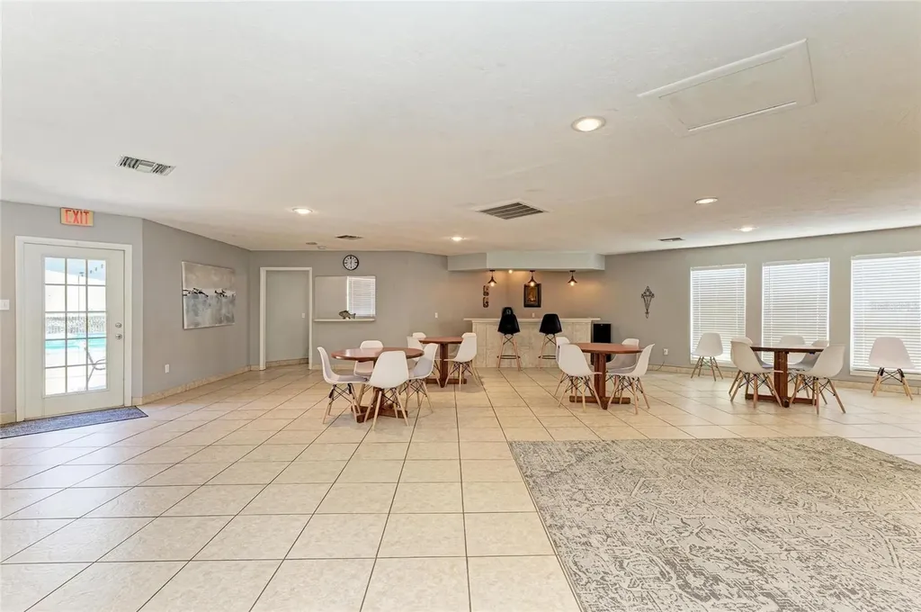 4381 Sandner Drive Sarasota FL 34243