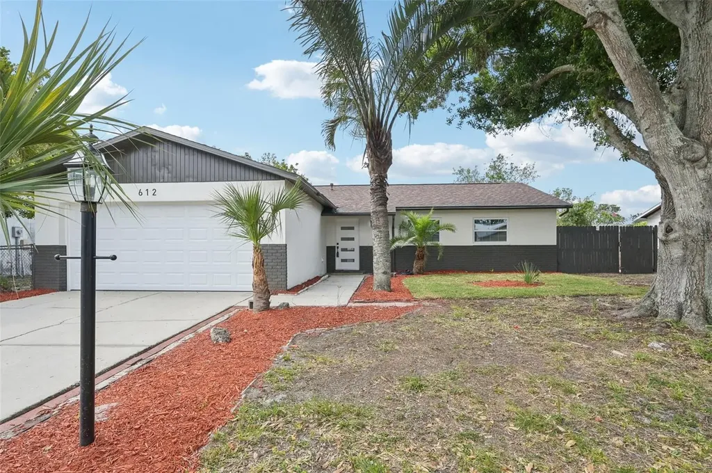 612 65th Avenue W Bradenton FL 34207