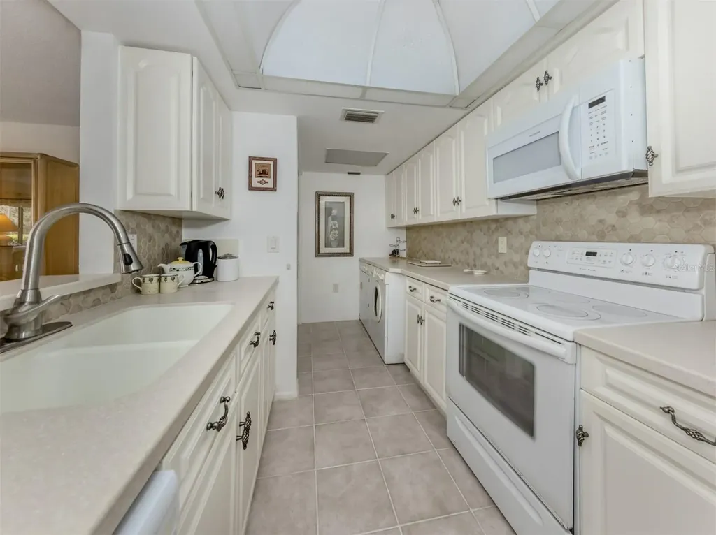 800 Capri Isles Boulevard Venice FL 34292