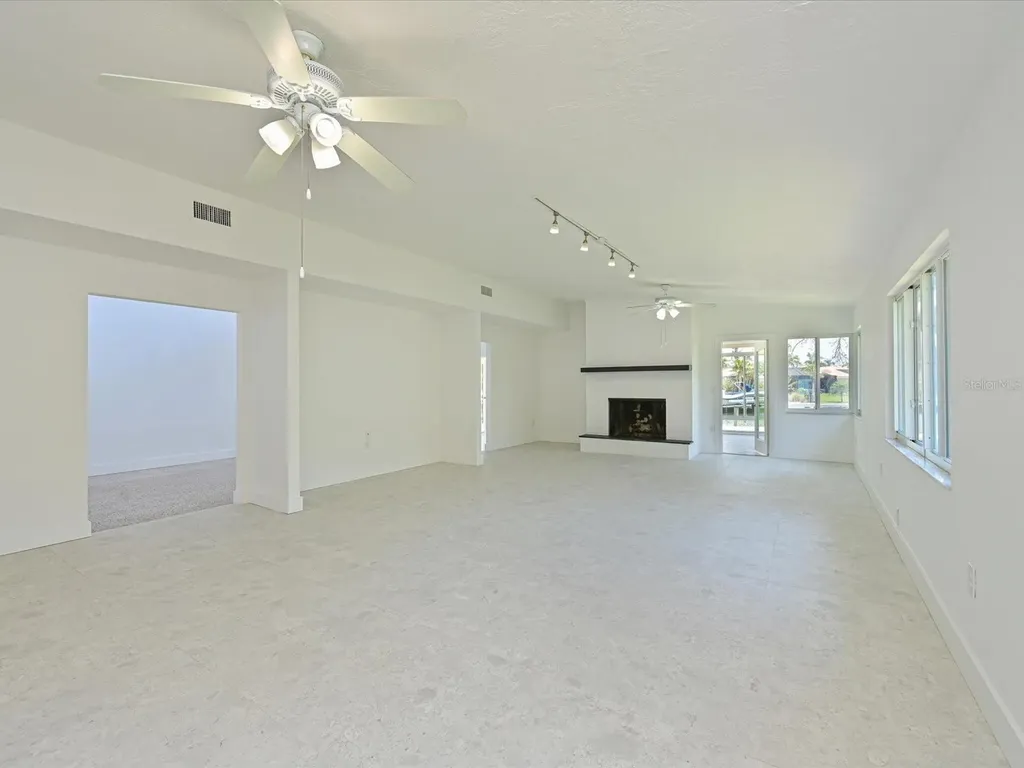 5920 Gulf Of Mexico Drive Longboat Key FL 34228