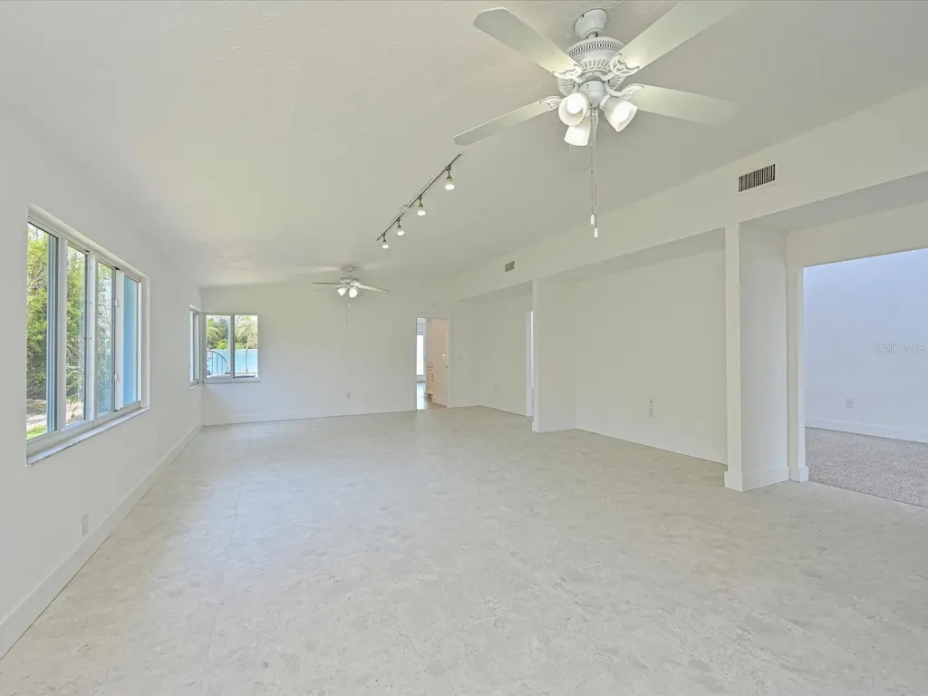 5920 Gulf Of Mexico Drive Longboat Key FL 34228