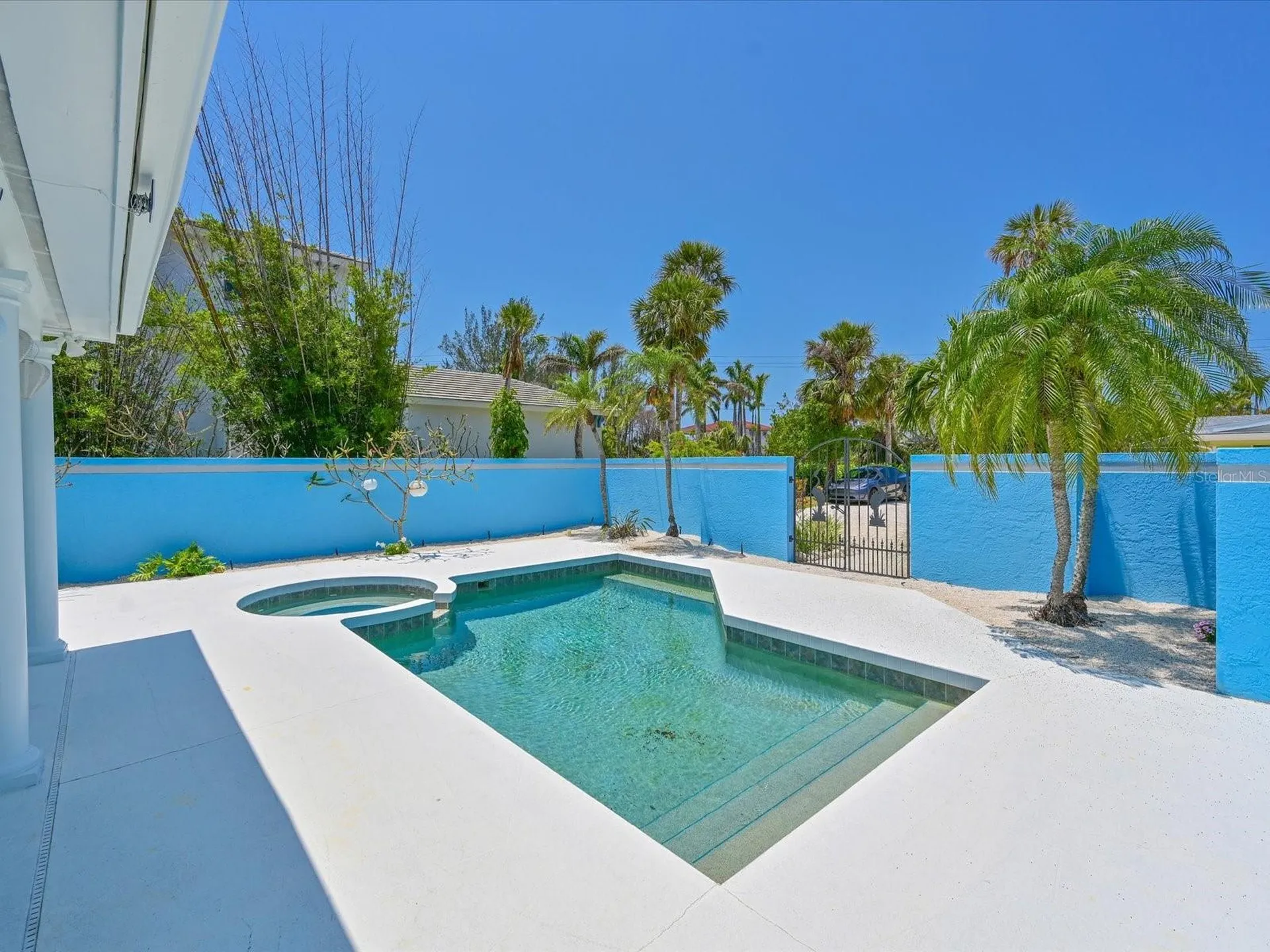 5920 Gulf Of Mexico Drive Longboat Key FL 34228