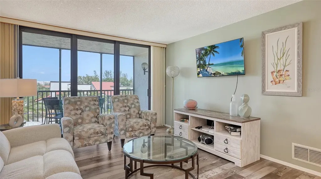 2045 Gulf Of Mexico Drive Longboat Key FL 34228