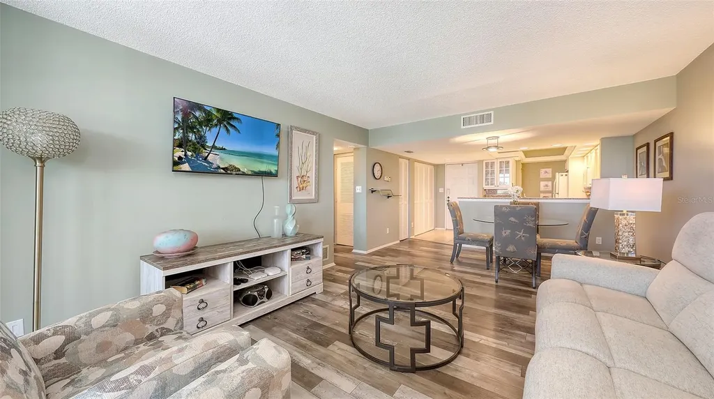 2045 Gulf Of Mexico Drive Longboat Key FL 34228