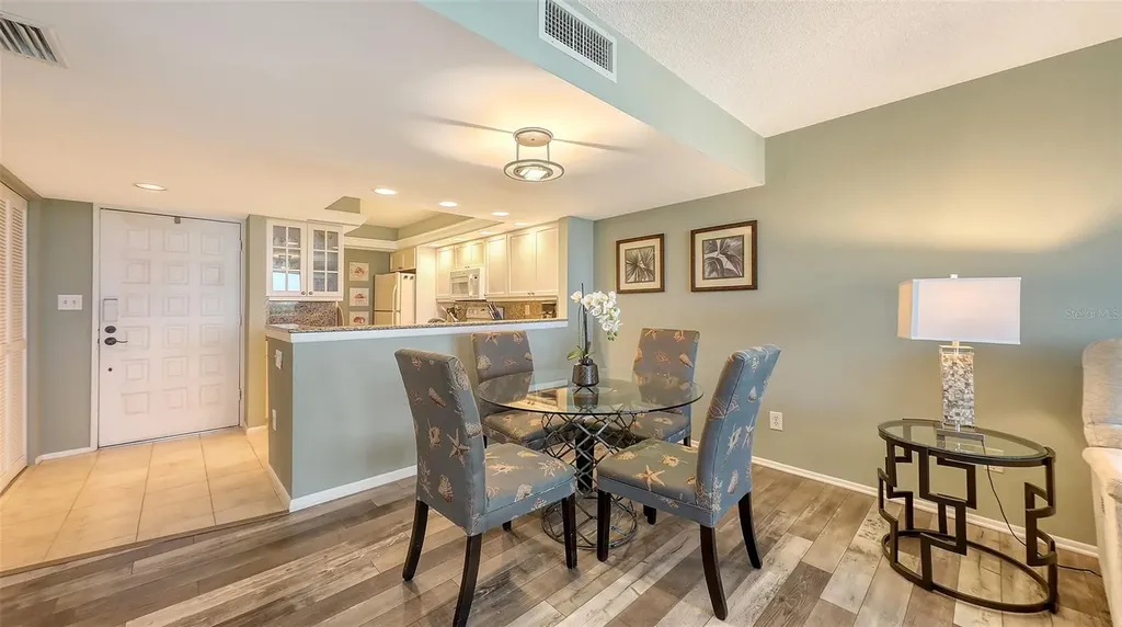 2045 Gulf Of Mexico Drive Longboat Key FL 34228