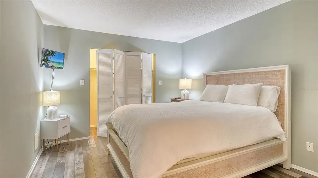 2045 Gulf Of Mexico Drive Longboat Key FL 34228