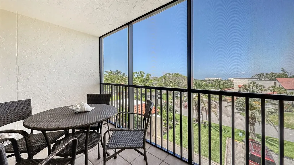 2045 Gulf Of Mexico Drive Longboat Key FL 34228