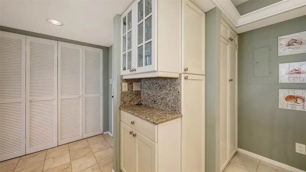2045 Gulf Of Mexico Drive Longboat Key FL 34228