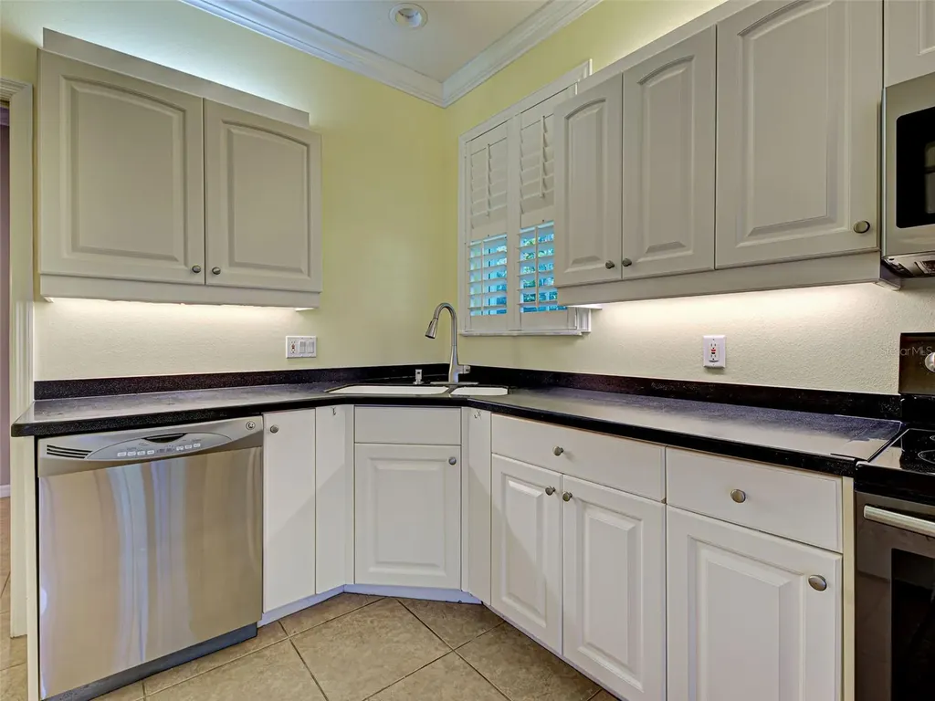 912 Barclay Court Venice FL 34293