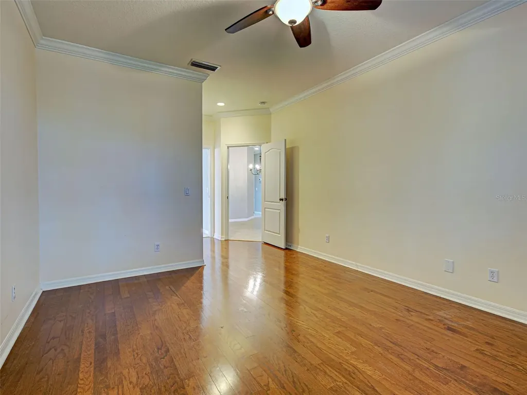 912 Barclay Court Venice FL 34293