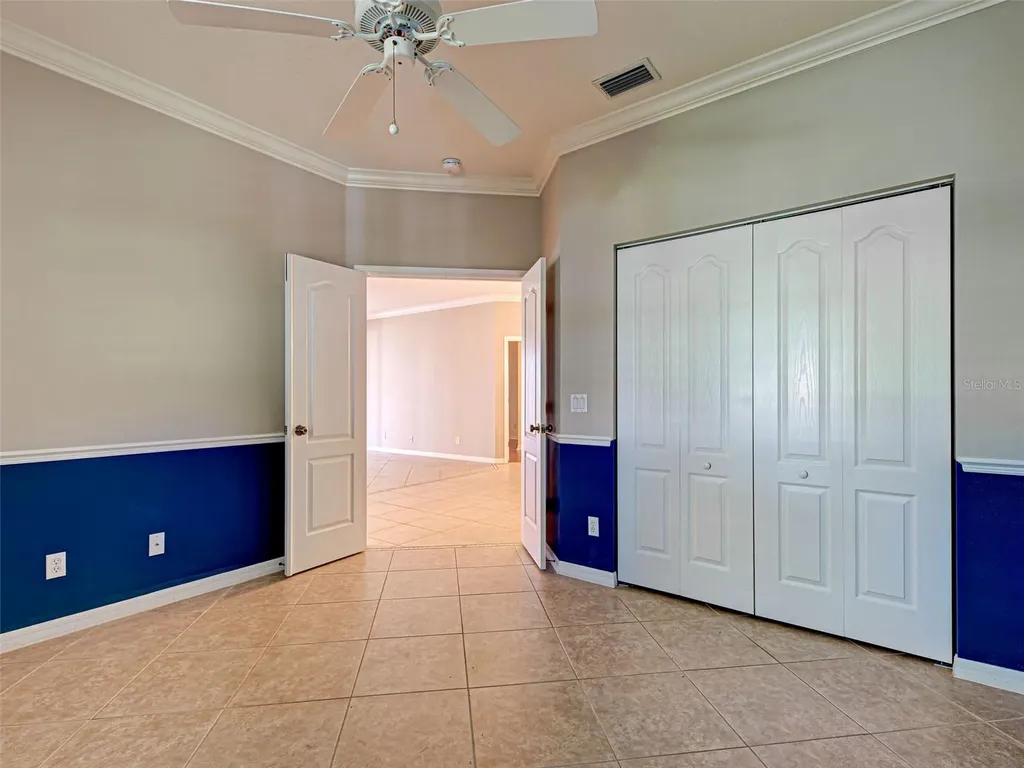 912 Barclay Court Venice FL 34293