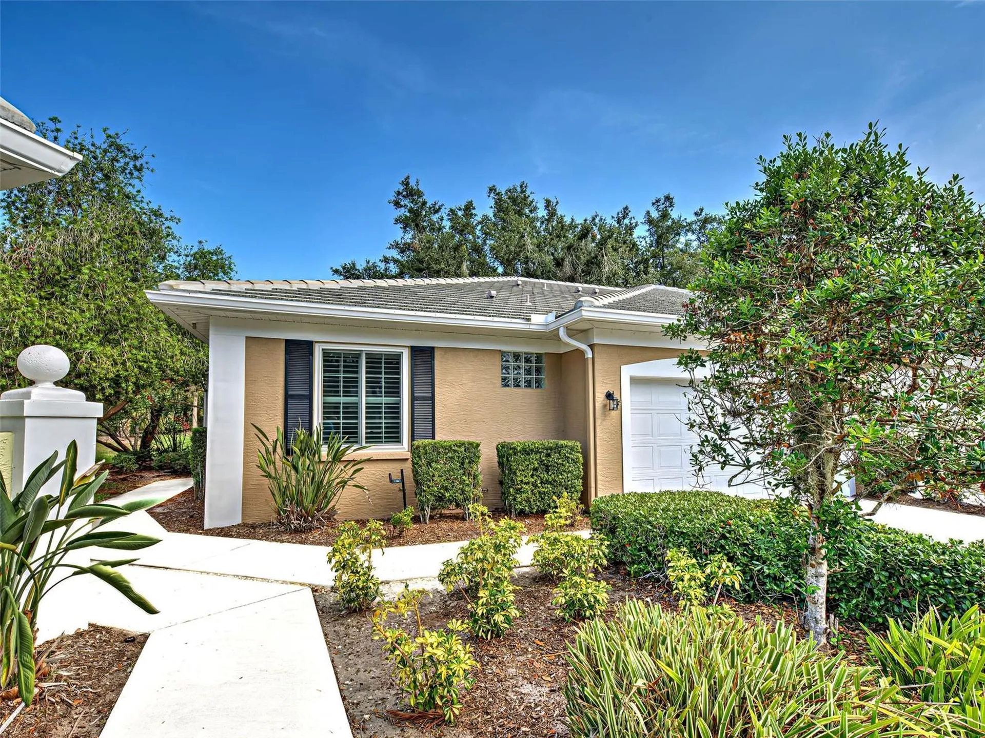 912 Barclay Court Venice FL 34293