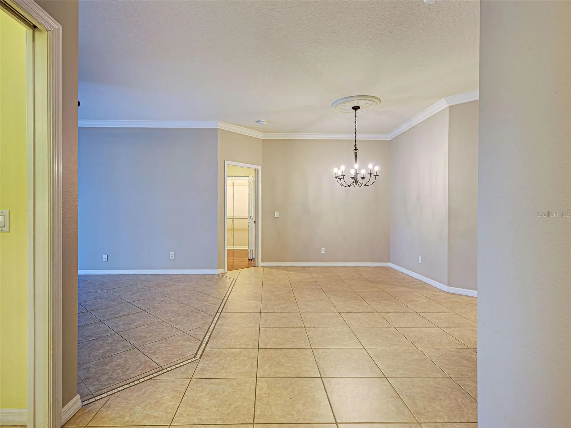 912 Barclay Court Venice FL 34293
