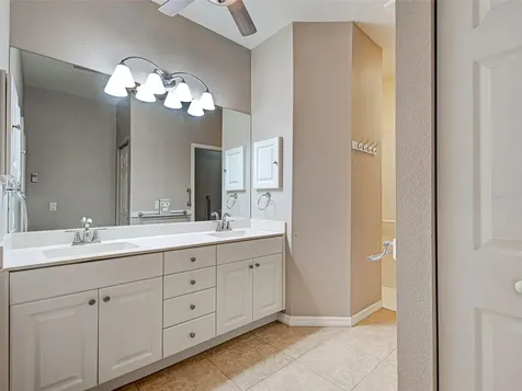 912 Barclay Court Venice FL 34293