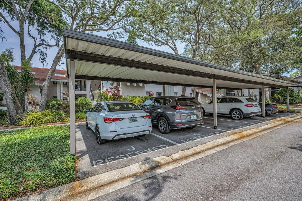 300 S Florida Avenue Tarpon Springs FL 34689
