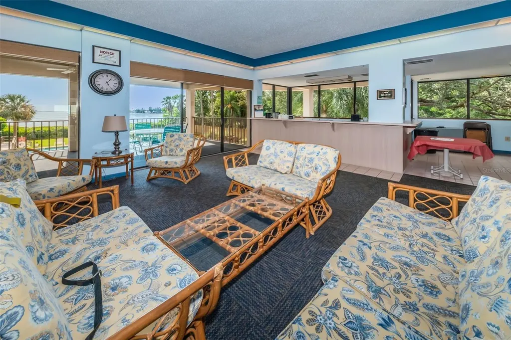 300 S Florida Avenue Tarpon Springs FL 34689