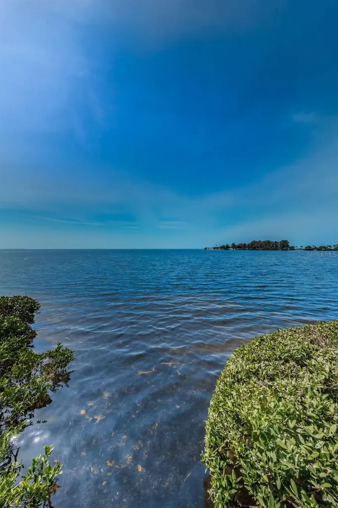 300 S Florida Avenue Tarpon Springs FL 34689