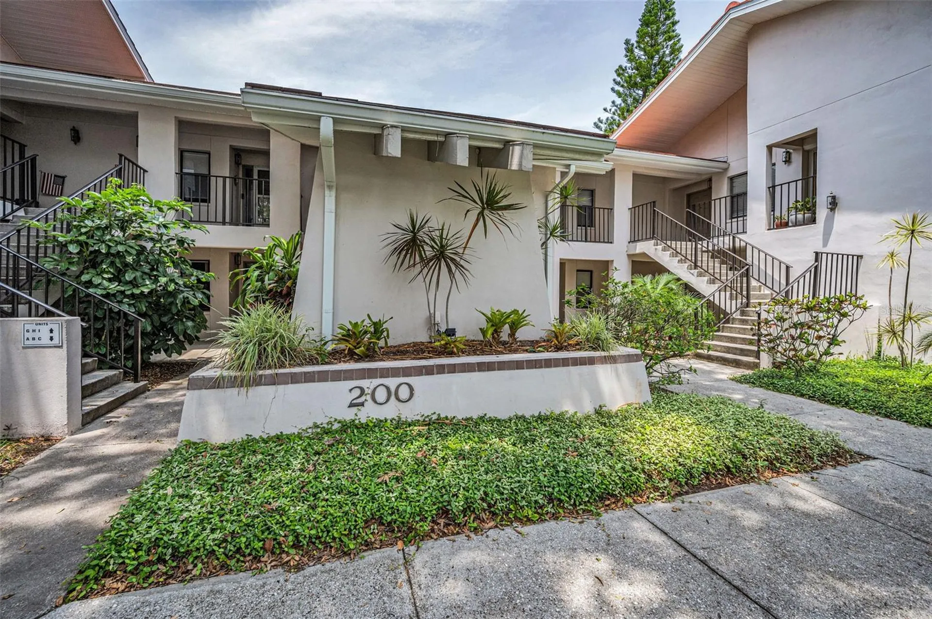 300 S Florida Avenue Tarpon Springs FL 34689