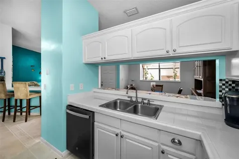 300 S Florida Avenue Tarpon Springs FL 34689