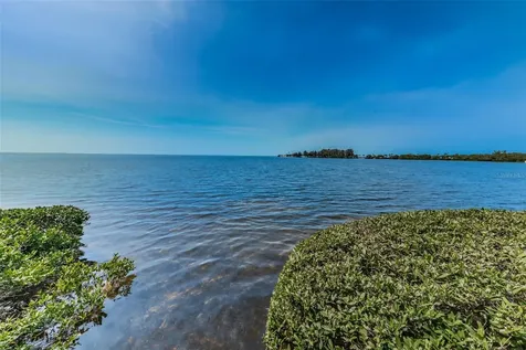 300 S Florida Avenue Tarpon Springs FL 34689