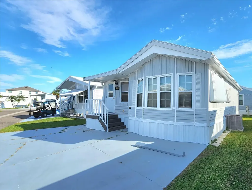 3333 26th Avenue E Bradenton FL 34208