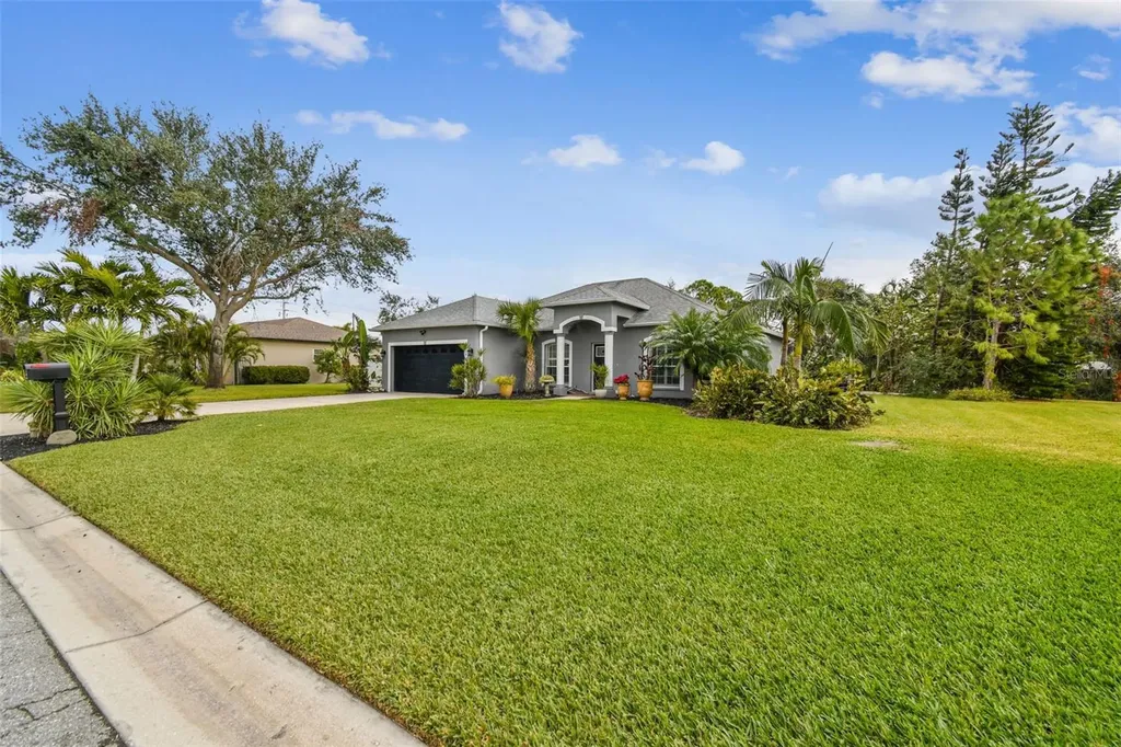 1604 21st Avenue W Palmetto FL 34221