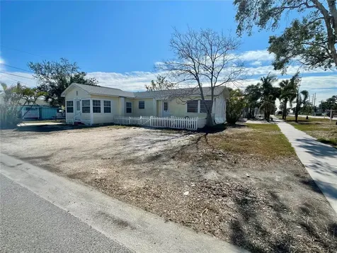 5732 31st Avenue S Gulfport FL 33707
