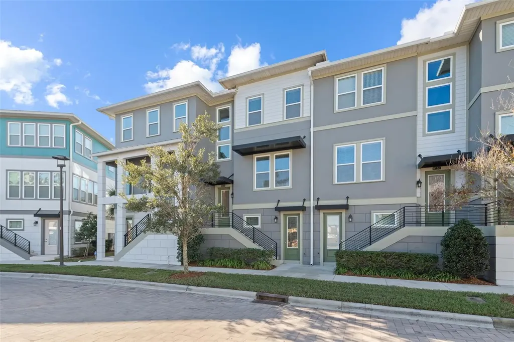 8156 Elion Street Orlando FL 32827