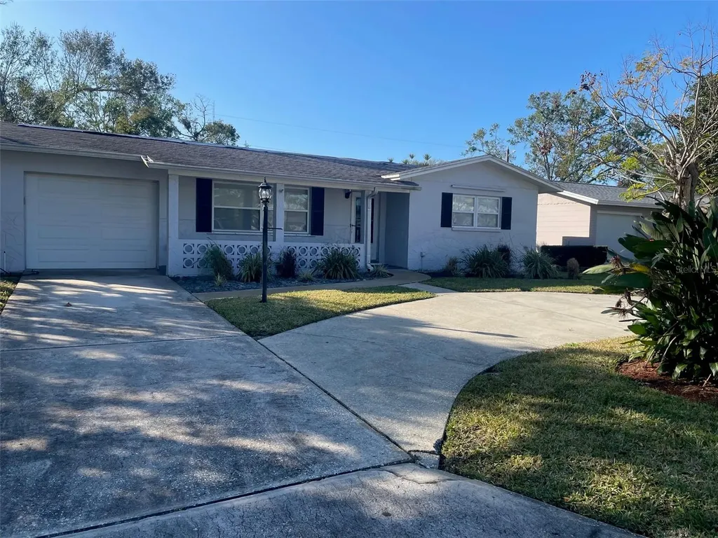 12578 82nd Terrace Seminole FL 33776